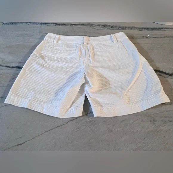 Lilly Pulitzer Jayne Short 7” - Picture 4 of 13